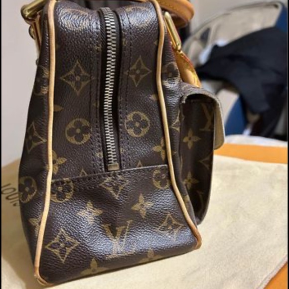 LV Manhattan PM - Picture 5 of 8